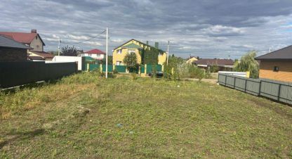 Купить земельный участок. Фотография №1 Продам земельный участок, на улице Янтарный, г. Подгородняя покровка, Оренбургская обл., Россия, агентство Бюро недвижимости Быстровой. Фотография №1