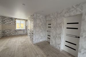 Продам квартиру 3-х комнатную с общей площадью 55м2, 2/2 эт., на улице Сиреневая, г. Посёлок ный, Оренбургская обл., Россия, агентство Бюро недвижимости Быстровой