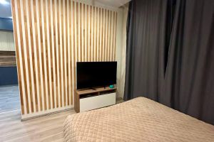 Продам квартиру 1 комнатную с общей площадью 41м2, 18/18 эт., на улице Салмышская, Ленинский район, г. Оренбург, Оренбургская обл., Россия, агентство Бюро недвижимости Быстровой Продам квартиру 1 комнатную с общей площадью 41м2, 18/18 эт., на улице Салмышская, Ленинский район, г. Оренбург, Оренбургская обл., Россия, агентство Бюро недвижимости Быстровой