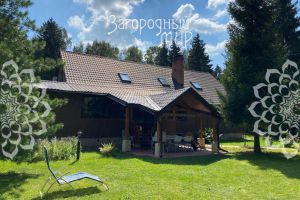 Продам дом 3-х комнатный с общей площадью 208м2, на улице Дубовая роща, г. Новоглаголево, Московская обл., Россия, агентство АН Загородный Мир 