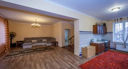 Купить 5-ти комнатную дом в г. Симферополь . Фотография №2