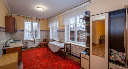 Купить дом 5-ти комнатную, 196 кв. м., Россия, г. Симферополь . Фотография №9