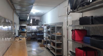 Снять торговое помещение, 270 кв. м. Фотография №1 Сдам торговое помещение с общей площадью 270м2, на улице Узловая ул, Железнодорожный район, г. Симферополь , Крым авт. респ., Россия, агентство Интернет-партнер. Фотография №1