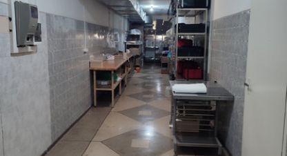 Снять торговое помещение в г. Симферополь . Фотография №2 Снять торговое помещение в г. Симферополь . Фотография №2