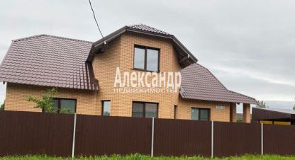 Купить дом 3-х комнатную, 129.5 кв. м. Фотография №1 Продам дом 3-х комнатный с общей площадью 129.5м2, на улице Заводская ул, г. Волосово, Ленинградская обл., Россия, агентство Интернет-партнер. Фотография №1