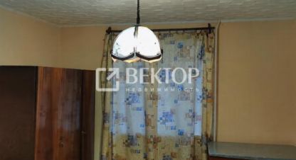 Продам квартиру 1 комнатную с общей площадью 31.5м2, 1/5 эт., на улице Коммунальная, Фабричный район, г. Кострома, Костромская обл., Россия, агентство Вектор. Фотография №1