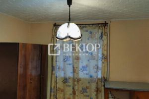 Продам квартиру 1 комнатную с общей площадью 31.5м2, 1/5 эт., на улице Коммунальная, Фабричный район, г. Кострома, Костромская обл., Россия, агентство Вектор