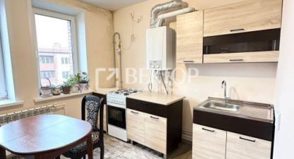 Продам квартиру 2-х комнатную с общей площадью 56м2, 3/3 эт., на улице Славянская, г. Ермолово, Ярославская обл., Россия, агентство Вектор. Фотография №1