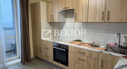 Купить квартиру 1 комнатную, 38.9 кв. м. Фотография №1 Продам квартиру 1 комнатную с общей площадью 38.9м2, 12/12 эт., на улице Ползунова, г. Ярославль, Ярославская обл., Россия, агентство Вектор. Фотография №1