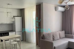 Сдам квартиру 2-х комнатную с общей площадью 60м2, 5/12 эт., на улице Достоевского, г. Казань, Татарстан респ., Россия, агентство Платина Сдам квартиру 2-х комнатную с общей площадью 60м2, 5/12 эт., на улице Достоевского, г. Казань, Татарстан респ., Россия, агентство Платина