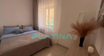 Снять квартиру 1 комнатную, 55 кв. м. Фотография №1 Сдам квартиру 1 комнатную с общей площадью 55м2, 5/16 эт., на улице Чистопольская, г. Казань, Татарстан респ., Россия, агентство Платина. Фотография №1