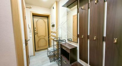 Продам квартиру 2-х комнатную с общей площадью 42.3м2, 1/5 эт., на улице Жукова, г. Ярославль, Ярославская обл., Россия, агентство PRO недвжимость. Фотография №1