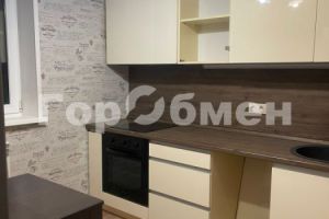 Сдам квартиру 1 комнатную с общей площадью 35.6м2, 11/17 эт., на улице Калинина, г. Лобня, Московская обл., Россия, агентство ГорОбмен