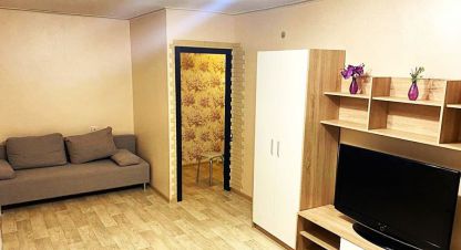 Продам квартиру 1 комнатную с общей площадью 38м2, 1/2 эт., на улице Мелиораторов ул, Пмк -41 район, г. Краснослободск, Волгоградская обл., Россия, агентство Агентство недвижимости Партнёр. Фотография №1