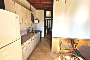 Продам квартиру 2-х комнатную с общей площадью 56.2м2, 5/8 эт., на улице Аллея героев ул, Центральный район, г. Волгоград, Волгоградская обл., Россия, агентство Агентство недвижимости "Партнёр"