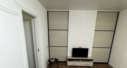 Продам квартиру 2-х комнатную с общей площадью 52м2, 8/10 эт., на улице Новороссийская, Центральный район, г. Волгоград, Волгоградская обл., Россия, агентство Агентство недвижимости Партнёр. Фотография №1