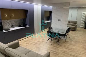 Сдам квартиру 2-х комнатную с общей площадью 54м2, 11/26 эт., на улице Щербаковский переулок, г. Казань, Татарстан респ., Россия, агентство Платина Сдам квартиру 2-х комнатную с общей площадью 54м2, 11/26 эт., на улице Щербаковский переулок, г. Казань, Татарстан респ., Россия, агентство Платина