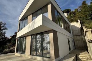 Продам дом с общей площадью 196м2, на улице Рассвет садовое товарищество, Хостинский район, г. Сочи, Краснодарский край, Россия, агентство JCat Продам дом с общей площадью 196м2, на улице Рассвет садовое товарищество, Хостинский район, г. Сочи, Краснодарский край, Россия, агентство JCat