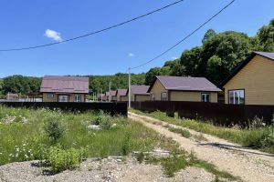 Продам дом 4-х комнатный с общей площадью 128.6м2, на улице Газнийский, г. Хутор гуамка, Краснодарский край, Россия, агентство JCat Продам дом 4-х комнатный с общей площадью 128.6м2, на улице Газнийский, г. Хутор гуамка, Краснодарский край, Россия, агентство JCat