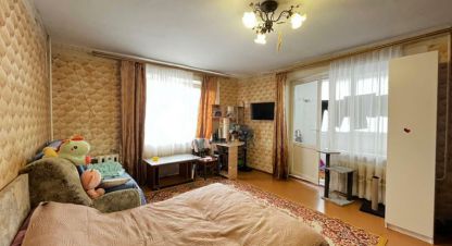 Купить квартиру 1 комнатную, 40.4 кв. м. Фотография №1 Продам квартиру 1 комнатную с общей площадью 40.4м2, 2/9 эт., на улице Генерала Острякова, г. Севастополь, Крым авт. респ., Россия, агентство InVita Realty. Фотография №1