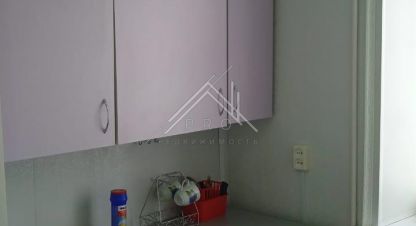 Продам квартиру 1 комнатную с общей площадью 32.7м2, 2/2 эт., на улице Карла маркса, г. Любим, Ярославская обл., Россия, агентство PRO недвжимость. Фотография №1