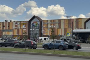 Сдам торговое помещение с общей площадью 450м2, на улице Пр-кт шинников, г. Нижнекамск, Татарстан респ., Россия, агентство Сервис по недвижимости ИМЛС Сдам торговое помещение с общей площадью 450м2, на улице Пр-кт шинников, г. Нижнекамск, Татарстан респ., Россия, агентство Сервис по недвижимости ИМЛС