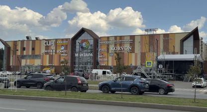 Снять торговое помещение, 450 кв. м. Фотография №1 Сдам торговое помещение с общей площадью 450м2, на улице Пр-кт шинников, г. Нижнекамск, Татарстан респ., Россия, агентство Сервис по недвижимости ИМЛС. Фотография №1