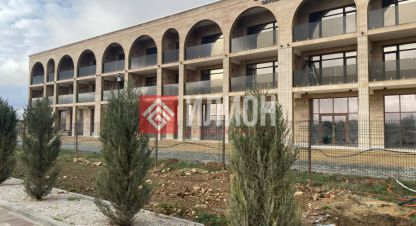 Купить квартиру 1 комнатную, 38 кв. м. Фотография №1 Продам квартиру 1 комнатную с общей площадью 38м2, 2/3 эт., на улице Аллея дружбы, г. Заозерное , Крым авт. респ., Россия, агентство Илион. Фотография №1