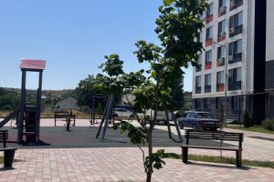 Продам квартиру 1 комнатную с общей площадью 43м2, 3/9 эт., на улице Щедрая ул, г. Мирное , Крым авт. респ., Россия, агентство Интернет-партнер