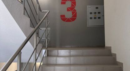 Купить 1 комнатную квартиру в г. Мирное . Фотография №2 Купить 1 комнатную квартиру в г. Мирное . Фотография №2