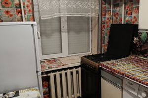 Сдам квартиру 1 комнатную с общей площадью 28.6м2, 1/5 эт., на улице Ростовская ул, Киевский район, г. Симферополь , Крым авт. респ., Россия, агентство Интернет-партнер