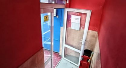 Снять торговое помещение, 53 кв. м. Фотография №1 Сдам торговое помещение с общей площадью 53м2, на улице Залесская ул, Центральный район, г. Симферополь , Крым авт. респ., Россия, агентство Интернет-партнер. Фотография №1