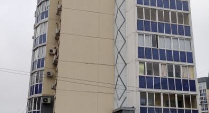 Продам квартиру 1 комнатную с общей площадью 38.25м2, 2/10 эт., на улице Им  в и  ленина пр-кт, Центральный район, г. Волгоград, Волгоградская обл., Россия, агентство Агентство недвижимости Партнёр. Фотография №1