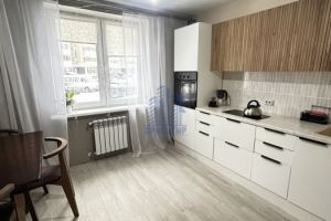 Продам квартиру 2-х комнатную с общей площадью 63.7м2, 1/16 эт., на улице Воинов-интернационалистов, г. Новочебоксарск, Чувашия респ., Россия, агентство Агентство недвижимости Ориентир Продам квартиру 2-х комнатную с общей площадью 63.7м2, 1/16 эт., на улице Воинов-интернационалистов, г. Новочебоксарск, Чувашия респ., Россия, агентство Агентство недвижимости Ориентир