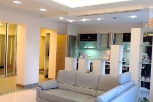 Продам квартиру 2-х комнатную с общей площадью 77.4м2, 6/7 эт., на улице Пражская, Ленинградский район, г. Калининград, Калининградская обл., Россия, агентство ООО "Базис-Недвижимость"