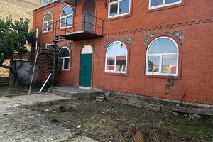 Продам дом 4-х комнатный с общей площадью 200м2, на улице Ахульго ул, Кировский район, г. Махачкала, Дагестан респ., Россия, агентство Интернет-партнер Продам дом 4-х комнатный с общей площадью 200м2, на улице Ахульго ул, Кировский район, г. Махачкала, Дагестан респ., Россия, агентство Интернет-партнер