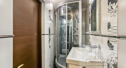 Продаётся 4-х комнатная квартира в г. Челябинск. Фотография №6