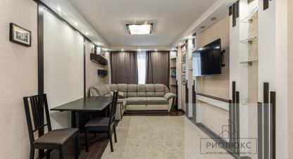 Продам квартиру 4-х комнатную с общей площадью 81м2, 7/10 эт., на улице Салавата Юлаева, г. Челябинск, Челябинская обл., Россия, агентство РиоЛюкс. Фотография №1