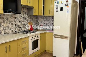 Продам квартиру 2-х комнатную с общей площадью 58.1м2, 2/5 эт., на улице Депутатская, г. Ессентуки, Ставропольский край, Россия, агентство АН Черника