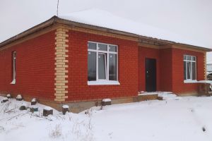 Продам дом с общей площадью 105м2, г. Нежинка, Оренбургская обл., Россия, агентство ЦН "Авега"