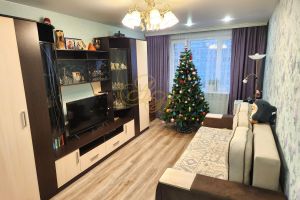 Продам квартиру 3-х комнатную с общей площадью 70м2, 4/5 эт., на улице 60 лет комсомола, г. Клин, Московская обл., Россия, агентство АН Новосел Продам квартиру 3-х комнатную с общей площадью 70м2, 4/5 эт., на улице 60 лет комсомола, г. Клин, Московская обл., Россия, агентство АН Новосел