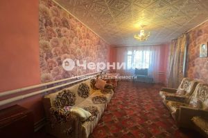 Продам дом 3-х комнатный с общей площадью 65м2, на улице Молодежная, г. Урывский, Ростовская обл., Россия, агентство АН Черника