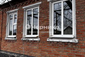 Продам дом 4-х комнатный с общей площадью 45.1м2, на улице Кадровая, г. Шахты, Ростовская обл., Россия, агентство АН Черника