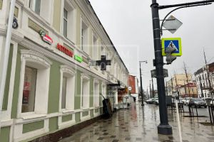 Сдам офисное помещение с общей площадью 500м2, на улице Коммунистическая, Ленинский район, г. Уфа, Башкортостан респ., Россия, агентство СдамПродам