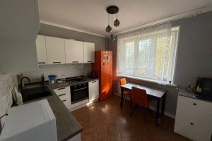 Продам квартиру 1 комнатную с общей площадью 39м2, 3/15 эт., на улице Салмышская, г. Оренбург, Оренбургская обл., Россия, агентство Бюро недвижимости Быстровой