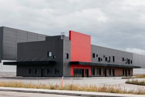 Сдам производственно-складское помещение с общей площадью 1150м2, на улице Индустриальный тура 2 0 парк, г. Осиново, Татарстан респ., Россия, агентство JCat