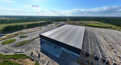 Сдам производственно-складское помещение с общей площадью 13716м2, на улице Индустриальный тура 2 0 парк, г. Осиново, Татарстан респ., Россия, агентство JCat. Фотография №1