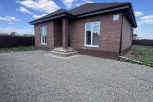 Продам дом 3-х комнатный с общей площадью 108м2, на улице Донецкая, г. Новобессергеневка, Ростовская обл., Россия, агентство агентство недвижимости "Мир Жилья" Продам дом 3-х комнатный с общей площадью 108м2, на улице Донецкая, г. Новобессергеневка, Ростовская обл., Россия, агентство агентство недвижимости "Мир Жилья"