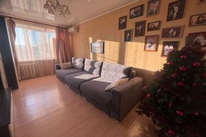 Продам квартиру 4-х комнатную с общей площадью 70м2, 7/9 эт., на улице Чехова, г. Таганрог, Ростовская обл., Россия, агентство агентство недвижимости "Мир Жилья" Продам квартиру 4-х комнатную с общей площадью 70м2, 7/9 эт., на улице Чехова, г. Таганрог, Ростовская обл., Россия, агентство агентство недвижимости "Мир Жилья"