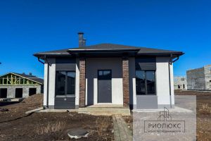 Продам дом 4-х комнатный с общей площадью 96м2, на улице Молочная, г. Магнитогорск, Челябинская обл., Россия, агентство РиоЛюкс